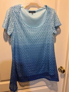 NY Collection Blue Ombre Lace Short Sleeve Top